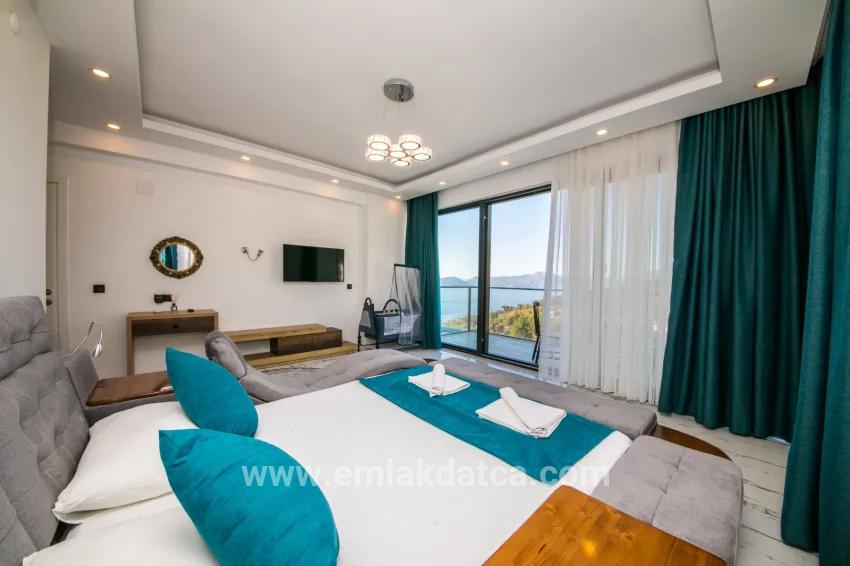 In Faralya eine Villa mit Meeresblick