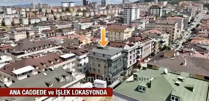 In İstanbul Maltepe zu verkaufen, hohe Mieteinnahmen, wertvolles Gebäude