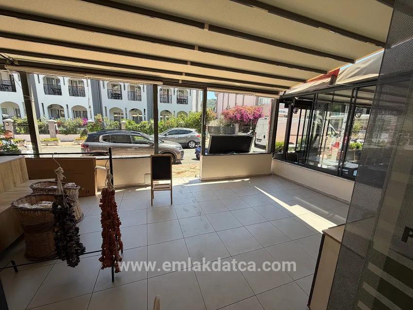Armutalan Zentrum satılık 50 m2 Straße Über der Laden
