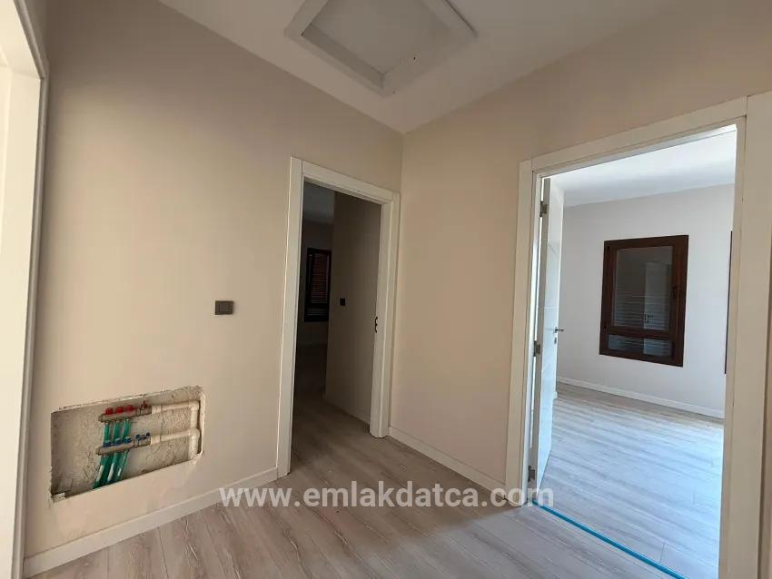 2+1-Zimmer Einfamilienhaus Zu vermieten in Çetibeli Bz. Marmaris - 140 m²