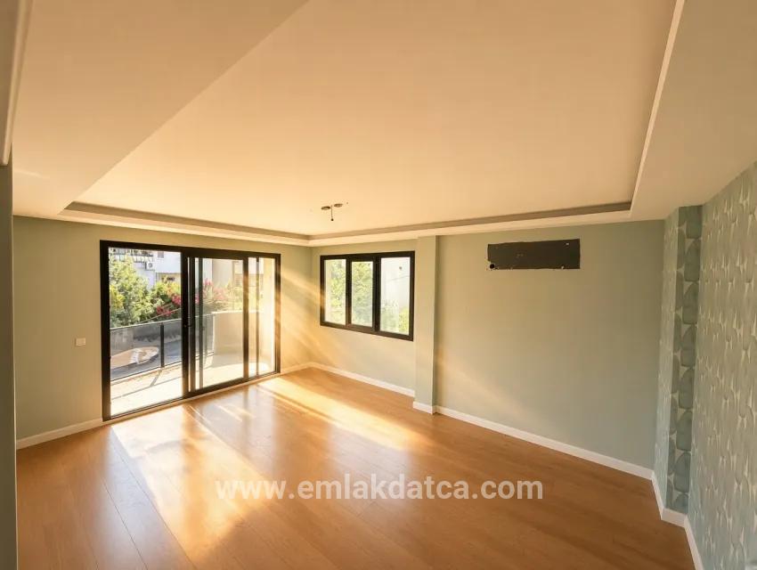 3+1-Zimmer Appartement Zu verkaufen in Armutalan Bz. Marmaris - 140 m²