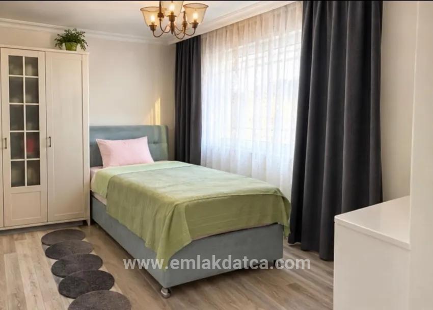 4+1-Zimmer Villa Zu verkaufen in Armutalan Bz. Marmaris - 361 m²
