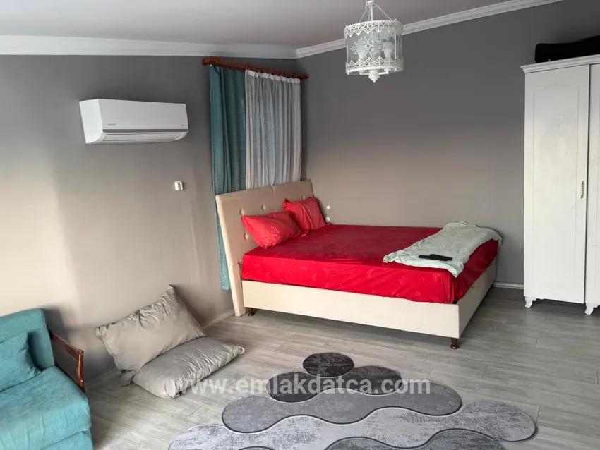 4+1-Zimmer Villa Zu vermieten in Armutalan Bz. Marmaris - 651 m²