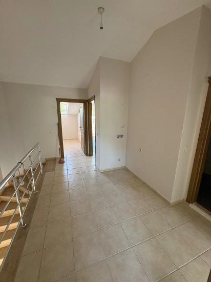 4+1 Maisonette-wohnung Zur Miete Im Stadtteil Çamdibi (frei)
