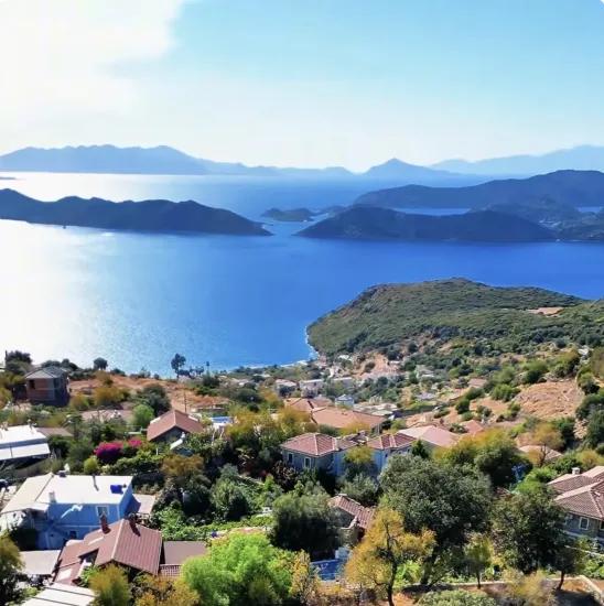 Im Dorf Söğüt mit Blick auf die Insel Simi und das Meer, Ökologischer Tourismus, bebaubare 2100 m2 Land
