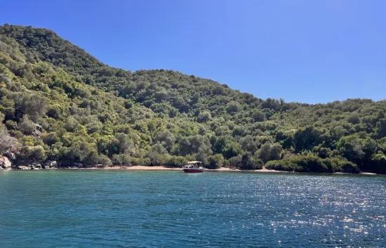 Marmaris Paradiesinsel zu verkaufen 2000 m2 Dorf