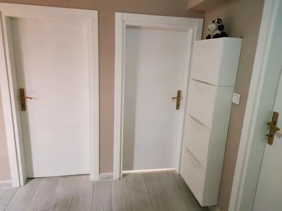 Im Viertel Çildır Mahallesi gartenumschlossene 2+1 Stockwerkeigentumswohnung zum Verkauf