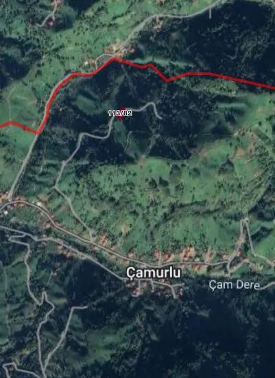 In dem Dorf Hopa Kemelpaşa gibt es einen 650 m2 großen Weg mit einem Tee-garten