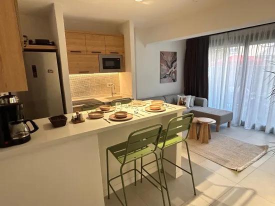 Marmaris Çıldır, 30 m zum Meer, neu, luxuriös, mit Garten, möbliert, zu vermieten, 2+1