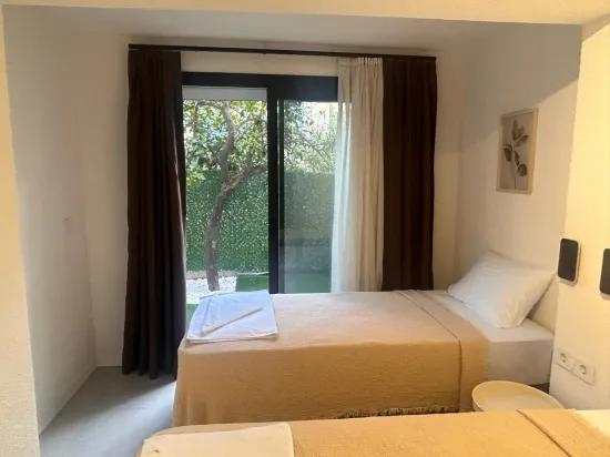 Marmaris Çıldır, 30 m zum Meer, neu, luxuriös, mit Garten, möbliert, zu vermieten, 2+1