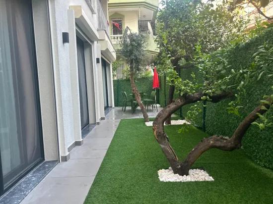 Marmaris Çıldır, 30 m zum Meer, neu, luxuriös, mit Garten, möbliert, zu vermieten, 2+1