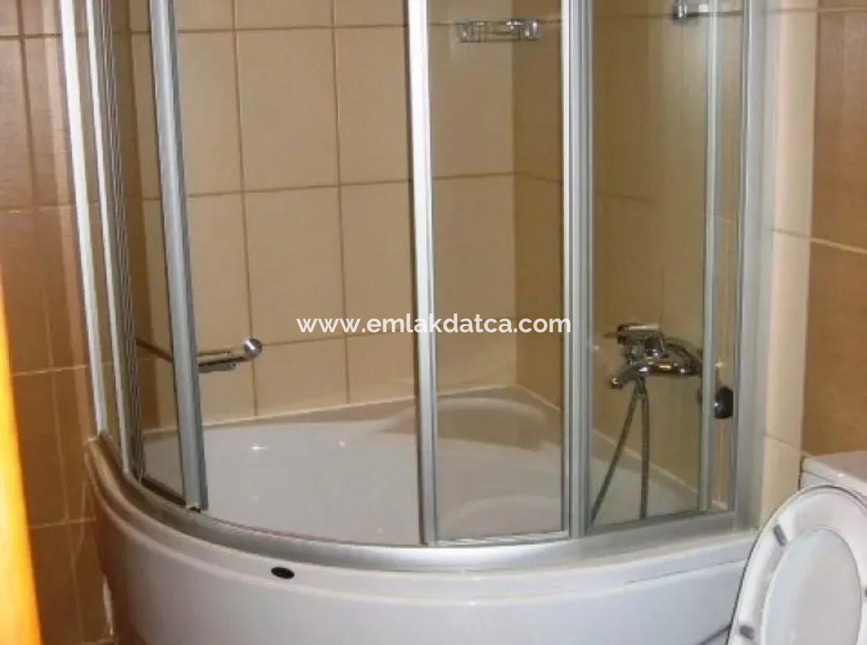 Luxus-Duplex-Wohnung Zum Verkauf In Der Website, Mit Schwimmbad, Im Zentrum Von Marmaris