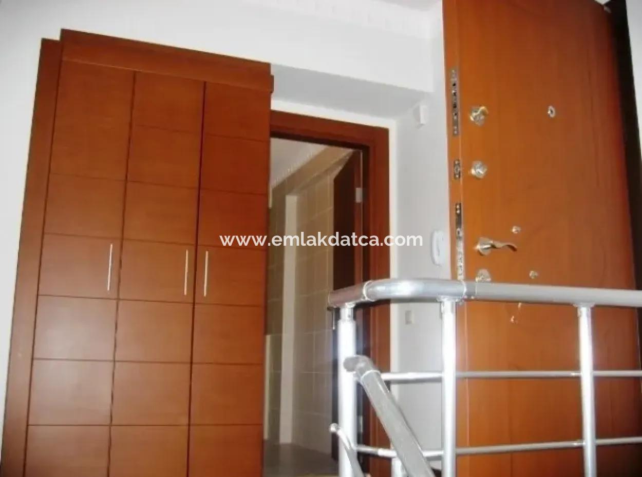 Luxus-Duplex-Wohnung Zum Verkauf In Der Website, Mit Schwimmbad, Im Zentrum Von Marmaris