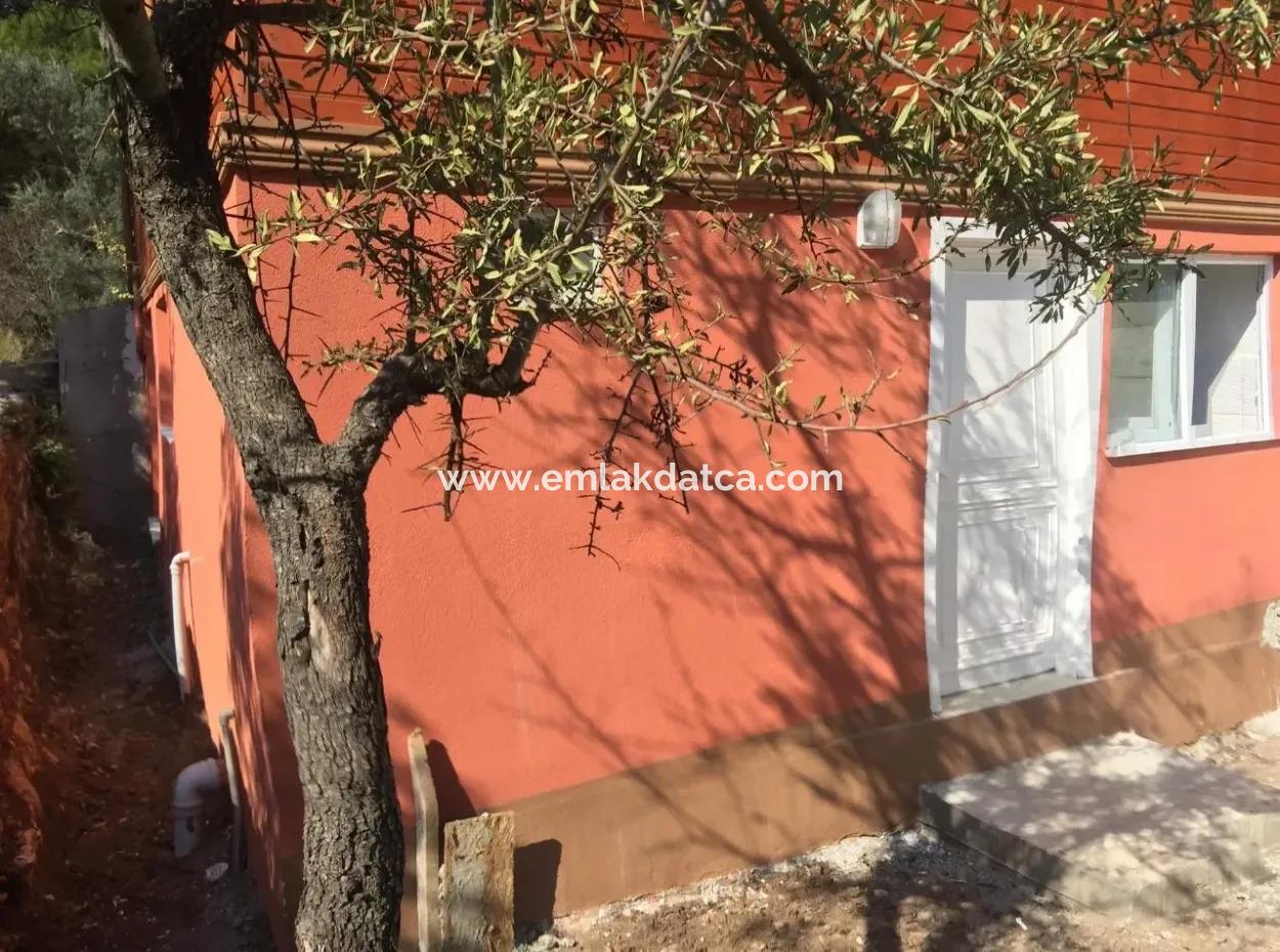 Wohnung Zum Verkauf In Turgut Dorf, Sowohl Am Arbeitsplatz Und Auf Der Straße Für Verkauf, 1 Zimmer, 1 Wohnzimmer