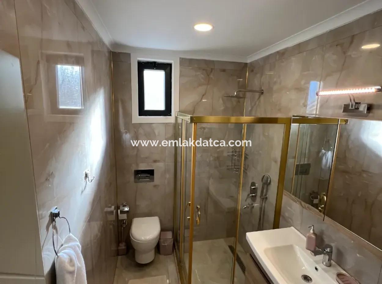 3 Zimmer, 1 Wohnzimmer, 3 Bäder, Ultra-Luxuriöse Tagesmiete Villa Mit Komplett Freistehendem Pool Im Viertel Marmaris Cetibeli