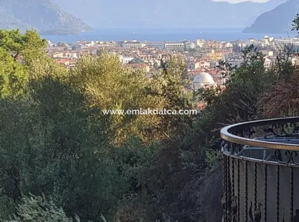 Villa Zu Verkaufen In Armutalan, Marmaris Mit Freistehendem Garten Und Pool