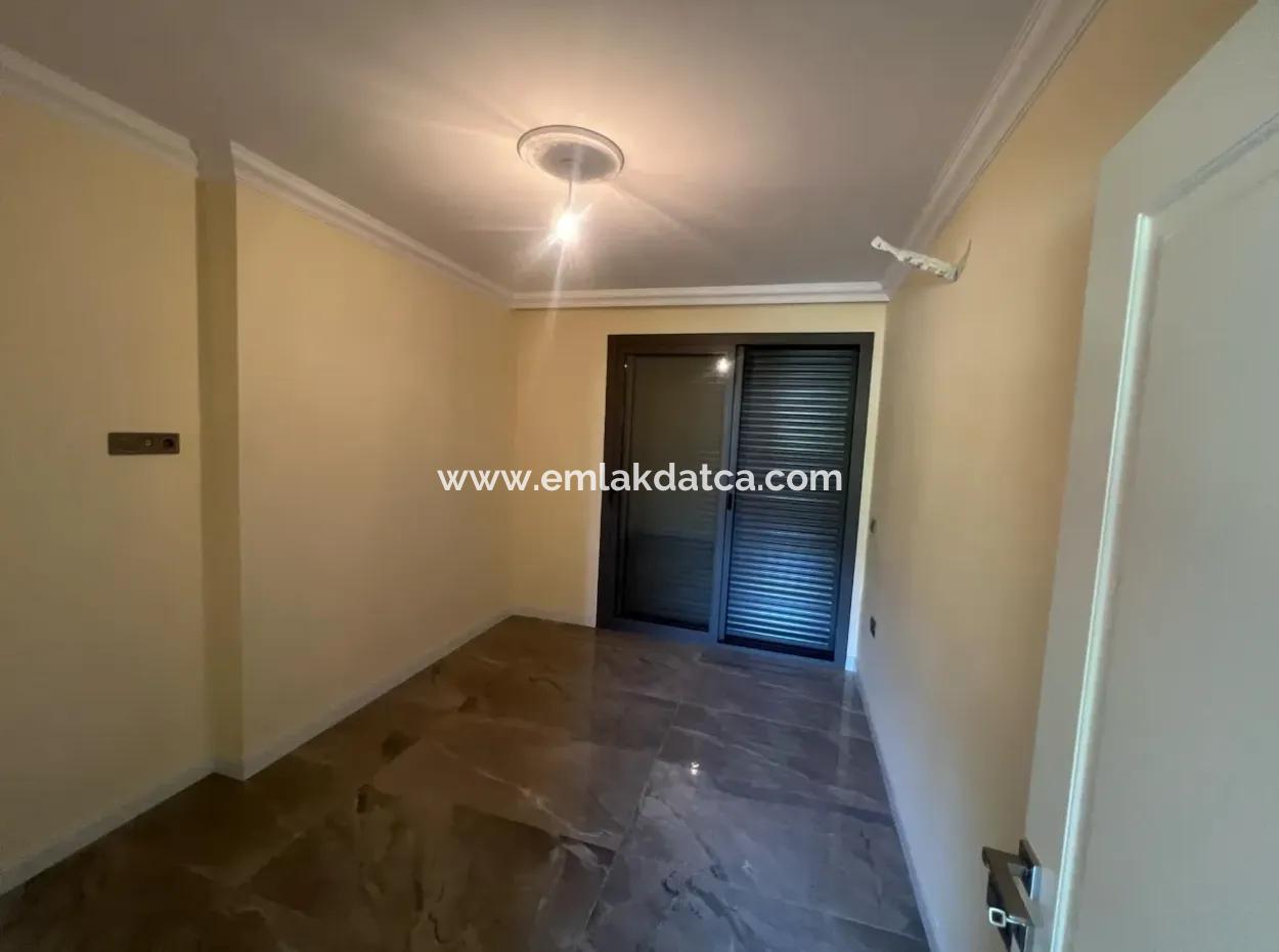 Neubau Mit Freistehendem Swimmingpool In Der Nähe Des Meeres Im Viertel Icmeler Im Bezirk Marmaris 3 Zimmer, 1 Wohnzimmer, 3 Bäder, 200M2 Ultra-Luxusvilla Zum Verkauf Auf Einem Grundstück Von 350M2