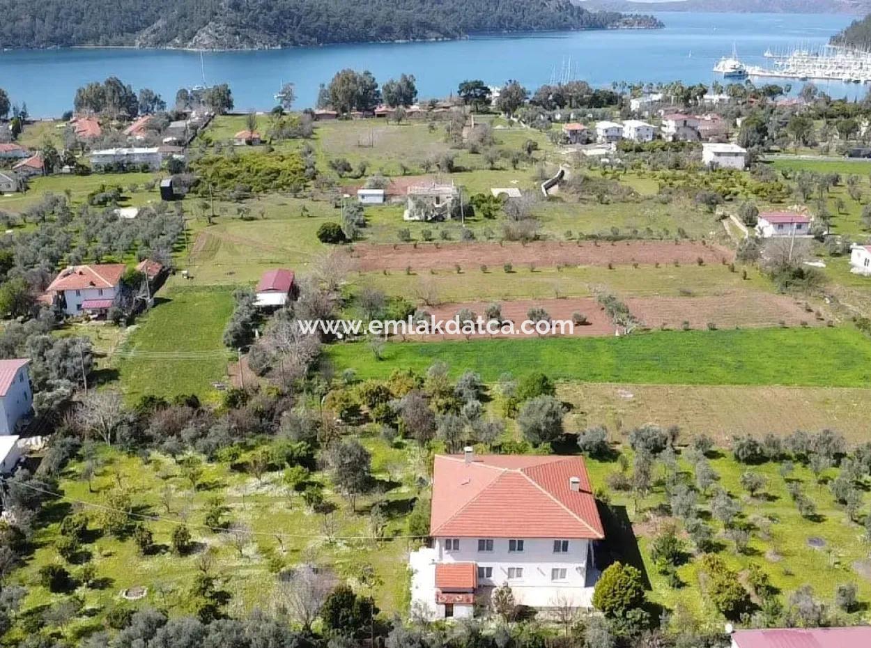 Bauernhaus Inmitten Von Olivenhainen Mit 10 Zimmern Auf Einem Grundstück Von 3700M2 In Der Nähe Des Meeres Im Stadtteil Orhaniye Von Marmaris Vom Immobilienmakler