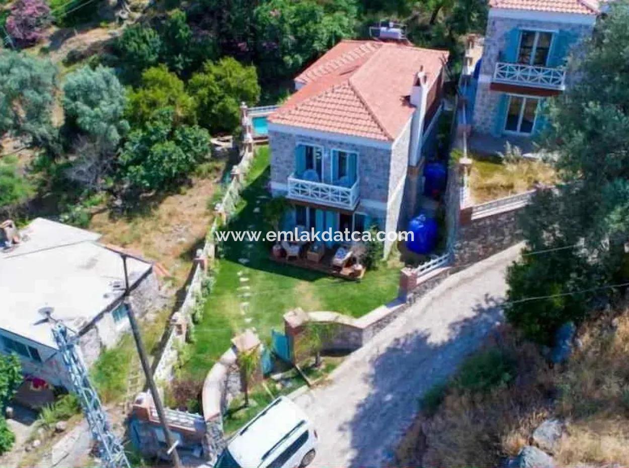 3 Zimmer 1 Wohnzimmer 140M2 2 Villen Zum Verkauf Mit Pool Mit Herrlichem Meerblick Im Viertel Selimiye Im Bezirk Marmaris
