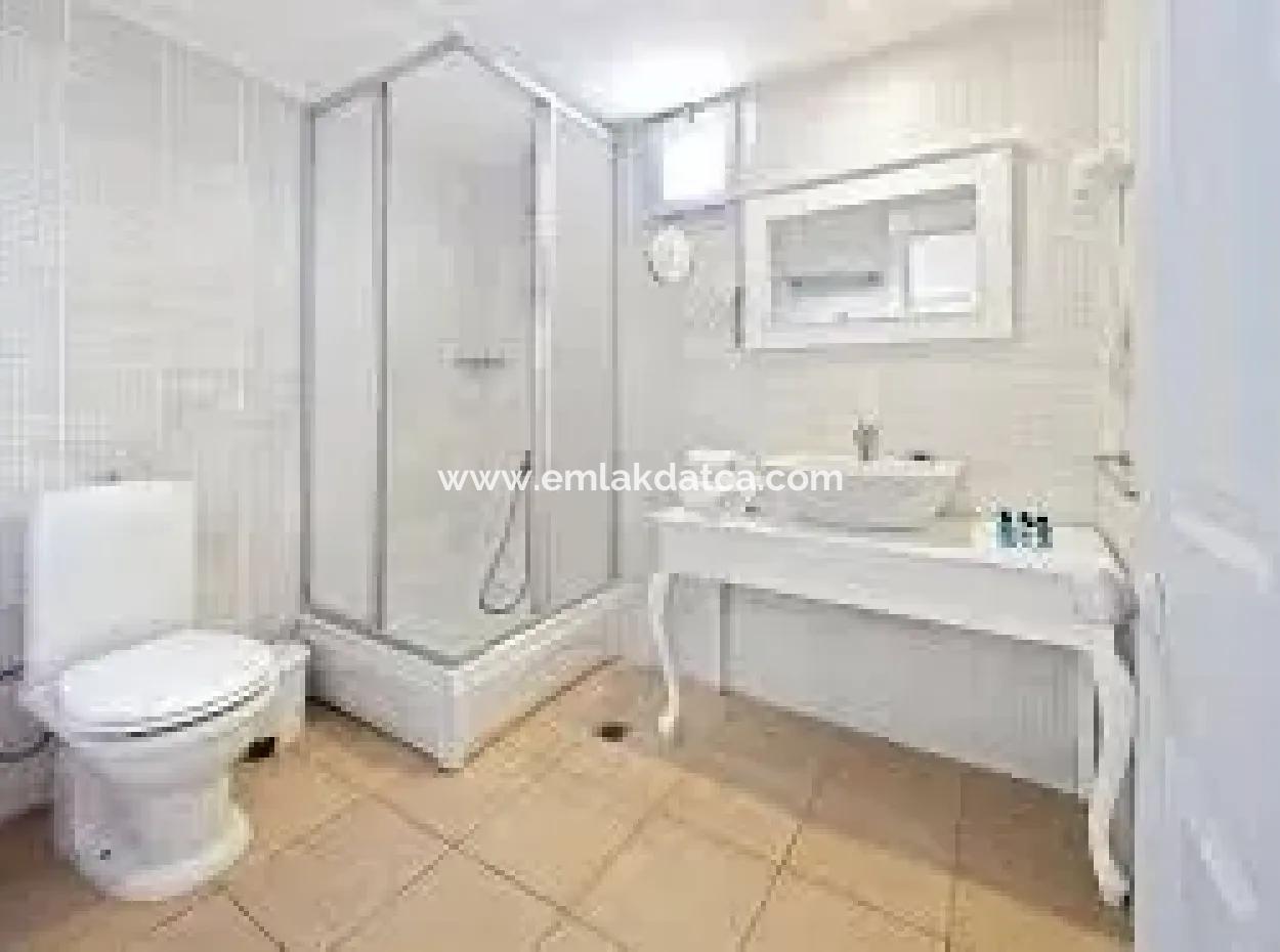 Bei Einer Entfernung Von 40 Km Von Marmaris 30 Zimmer Boutique-Hotel Am Meer Zum Verkauf