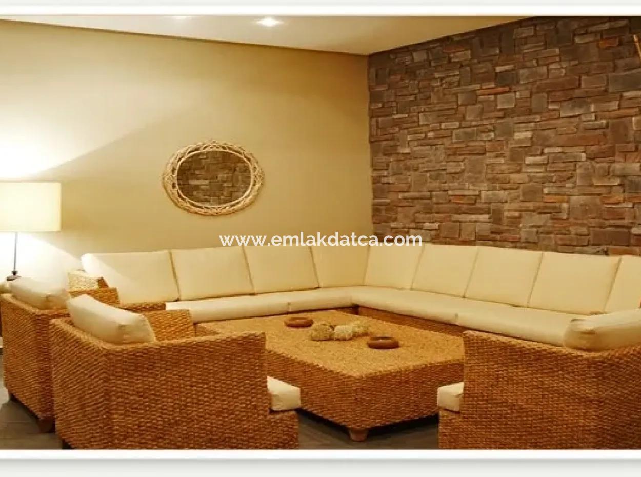 100 Zimmer-Hotel Mit Pool Im Zentrum Von Marmaris Zum Verkauf