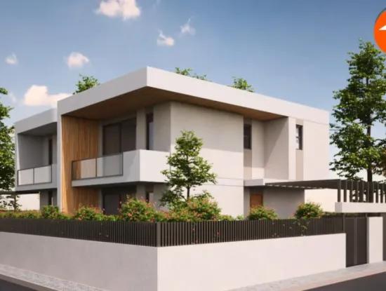 Brandneue Doppelhaushälfte Zum Verkauf Im Zentrum Von Marmaris Von Einem Immobilienmakler