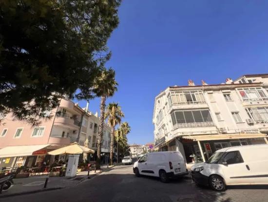 120 M2 Großes Eckgeschäft Mit Hoher Wertschöpfung Zum Verkauf Im Yachthafengebiet Von Marmaris