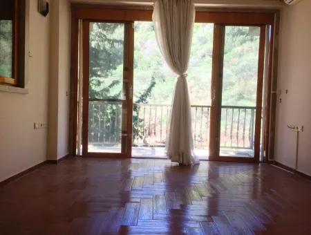 10 Schlafzimmer 2 Mit Pool Im Zentrum Von Marmaris.2500M2 Grundstück Zum Verkauf In Unserer Anlage.