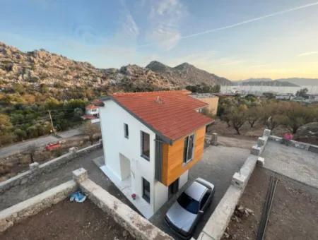 Villa Zum Verkauf In Marmaris Bozburun Nachbarschaft Mit Meerblick, Freistehendem Garten, Parkplatz