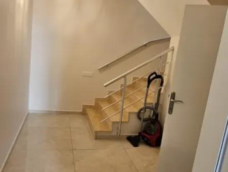 Camiavlu Neighborhood 3 1 Rückwärtsduplex Zum Verkauf Auf Einem Sicheren Gelände Mit Pool