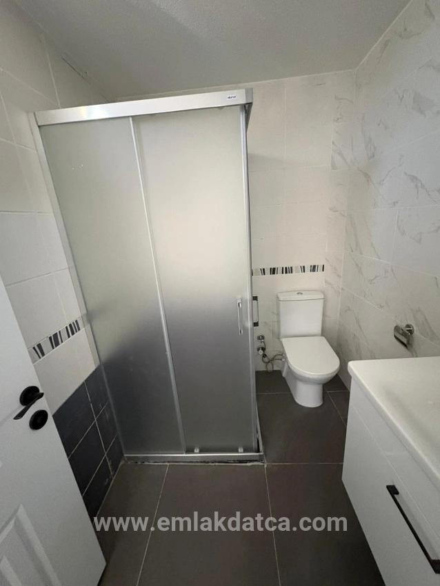 4+1 Duplex Apartment For Rent In Çamdibi Neighborhood (vacant)