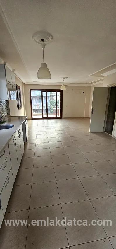 In Beldibi, a spacious and airy 3+1 rental apartment In a brand new building In excellent condition