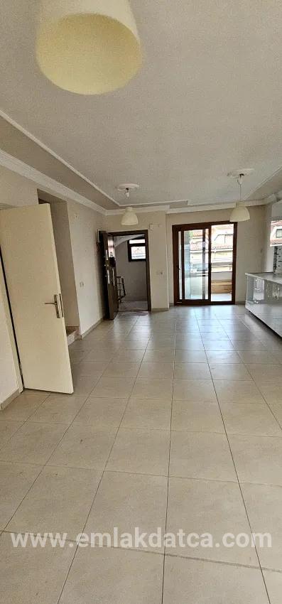 In Beldibi, a spacious and airy 3+1 rental apartment In a brand new building In excellent condition