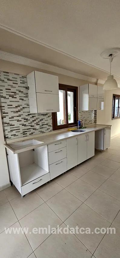 In Beldibi, a spacious and airy 3+1 rental apartment In a brand new building In excellent condition