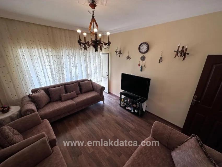 In Hisarönü, 2+1 Furnished Rental Flat – 100 m to the Coast