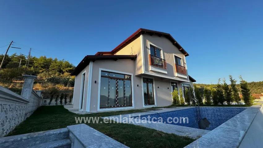 3+1 Bedroom Villa For sale in Kızılyaka Nbh. Ula - 465 m²