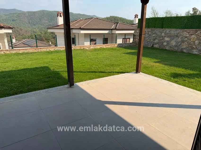 5+1 Bedroom Villa For rent in Çetibeli Nbh. Marmaris - 220 m²