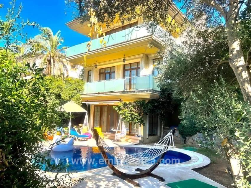 4+2 Bedroom Detached house For sale in Armutalan Nbh. Marmaris - 970 m²