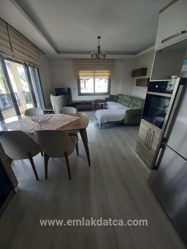3+1 Bedroom Apartment For rent in Çıldır Nbh. Marmaris - 160 m²
