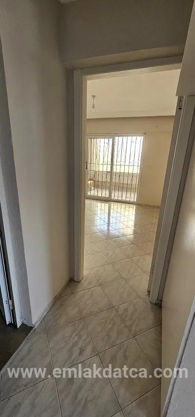 2+1 Bedroom Apartment For rent in Çıldır Nbh. Marmaris - 130 m²