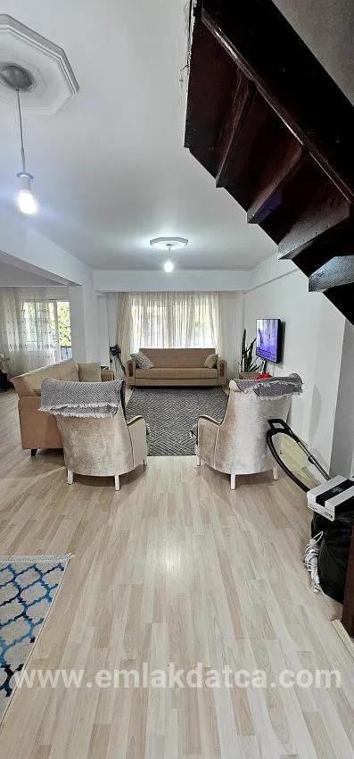 3+1 Bedroom Apartment For rent in Hatipirimi Nbh. Marmaris - 170 m²