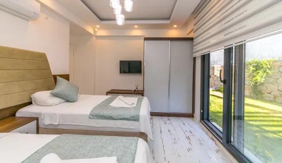In Faralya, a magnificent villa with a sea view