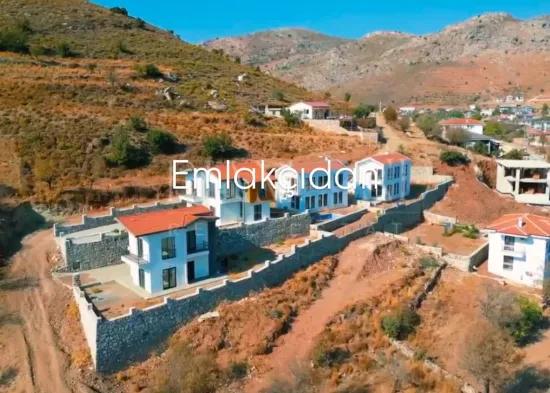 In the Marmaris Bozburun neighbourhood, a magnificent sea view 4+1 zero 170 m2 for sale villa
