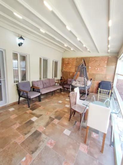 In Çildır neighbourhood, a 2+1 storey garden-owned flat for sale