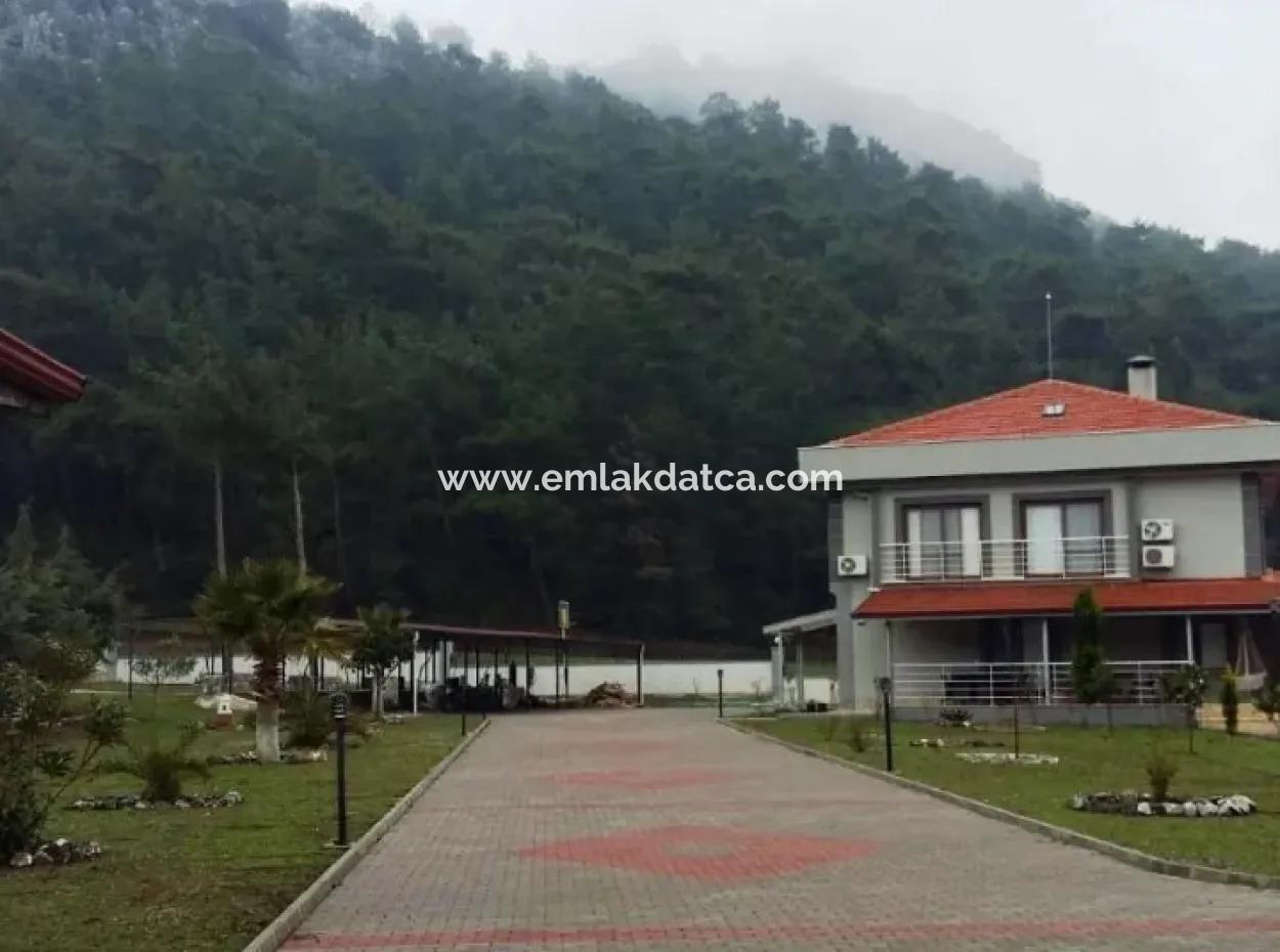 Built On A Plot Of 7000M2 In Marmaris, 8 Room Ranch House Pool