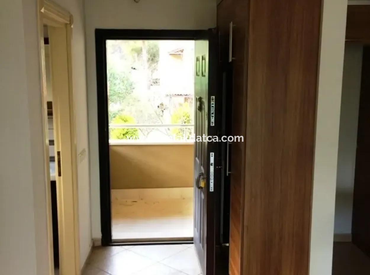 Super Luxury Duplex Apartment With Swimming Pool In Icmeler, Within The Site