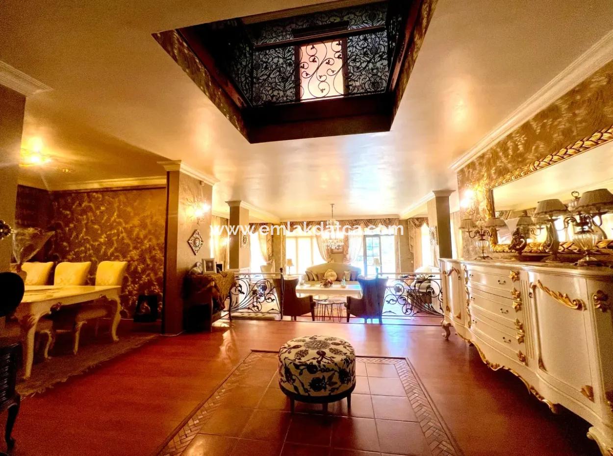 900M2 Land Share Available In Marmaris Armutalan Area, 4 Rooms, 2 Living Rooms, 5 Bathrooms, 450M2 Mansion For Sale