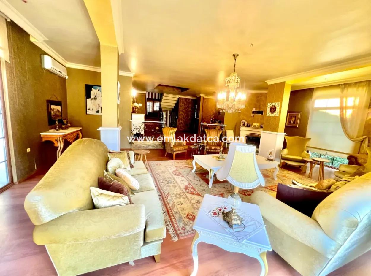 900M2 Land Share Available In Marmaris Armutalan Area, 4 Rooms, 2 Living Rooms, 5 Bathrooms, 450M2 Mansion For Sale