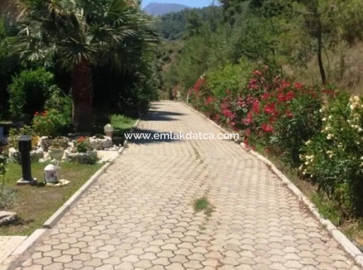 Detached Villa With A Garden For Sale In Ula Muğla District Sultanahmet Neighborhood Twin