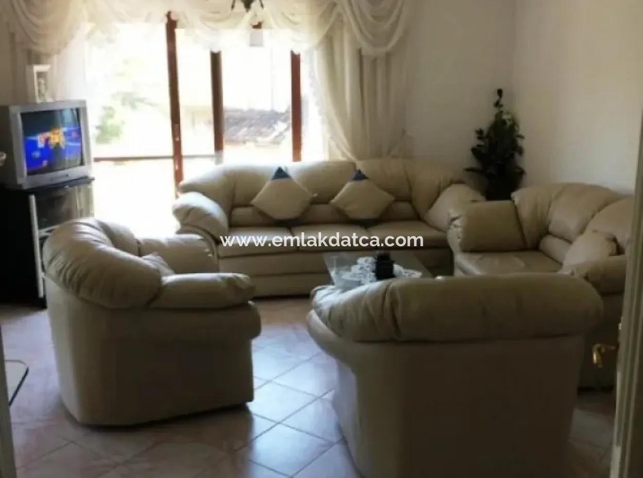 Detached Villa With A Garden For Sale In Ula Muğla District Sultanahmet Neighborhood Twin